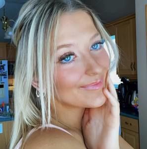 Meet your Posher, Erika